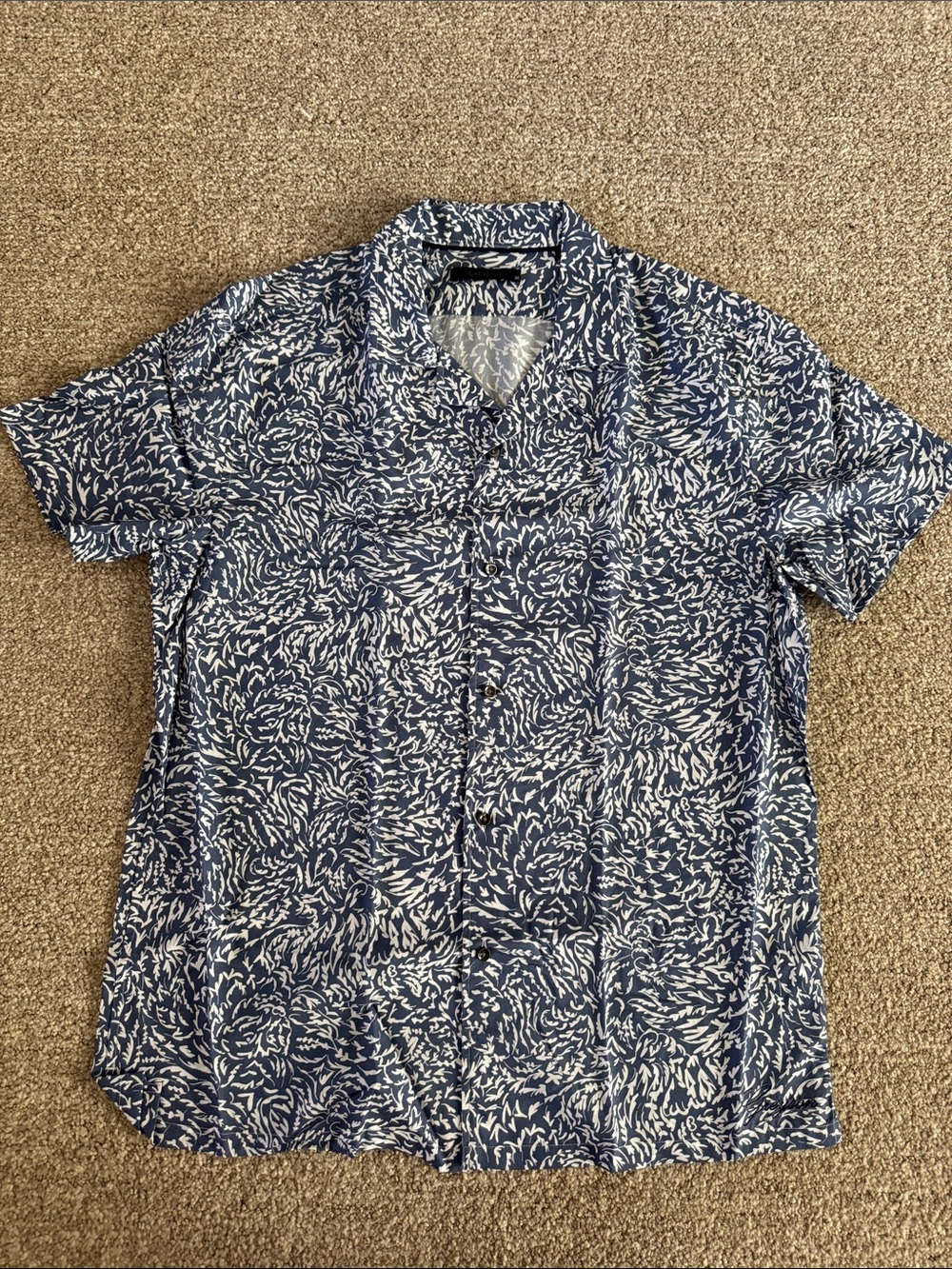 Greyson Blue and White Floral Short Sleeve Button-Up Shirt